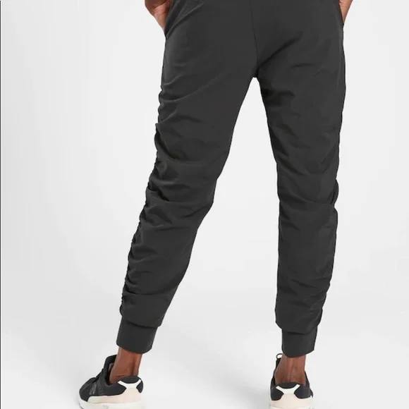 Athleta Attitude Lined Pant Size 6 - Picture 2 of 8